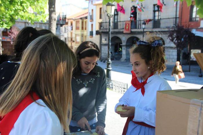 Otxomaioek jendez bete dute  14 1494233041652