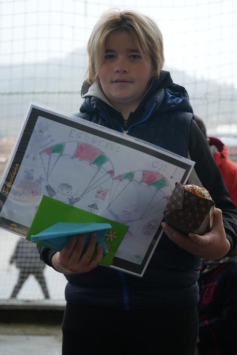 Olentzero eta Mari Domingi 1 36 1766582057810