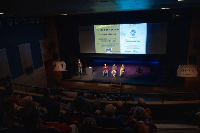 Otsoa hizpide, jendetza elka 16 1765570362068