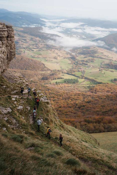 Gorobel Ibilaldiak ehuna men 53 1762257282905