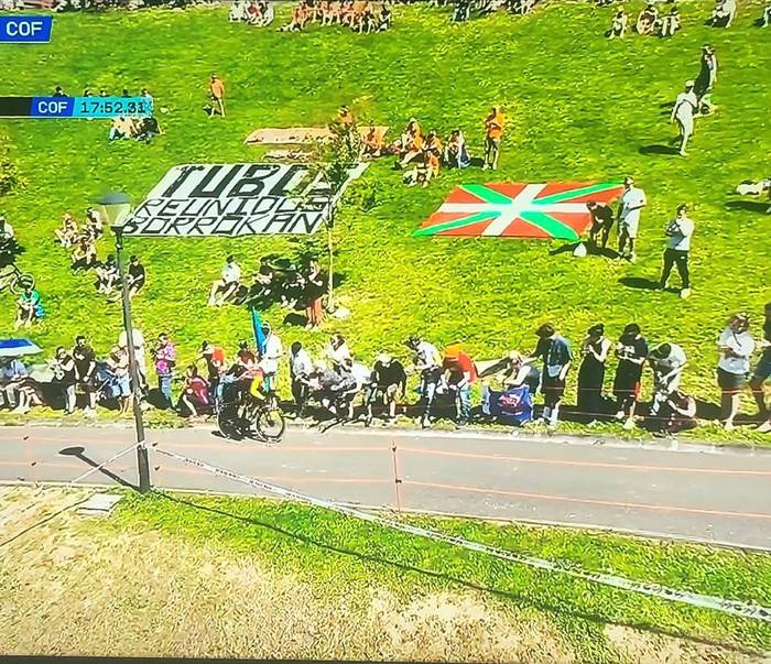 Tubos Reunidoseko grebalarie 12 1775507548484