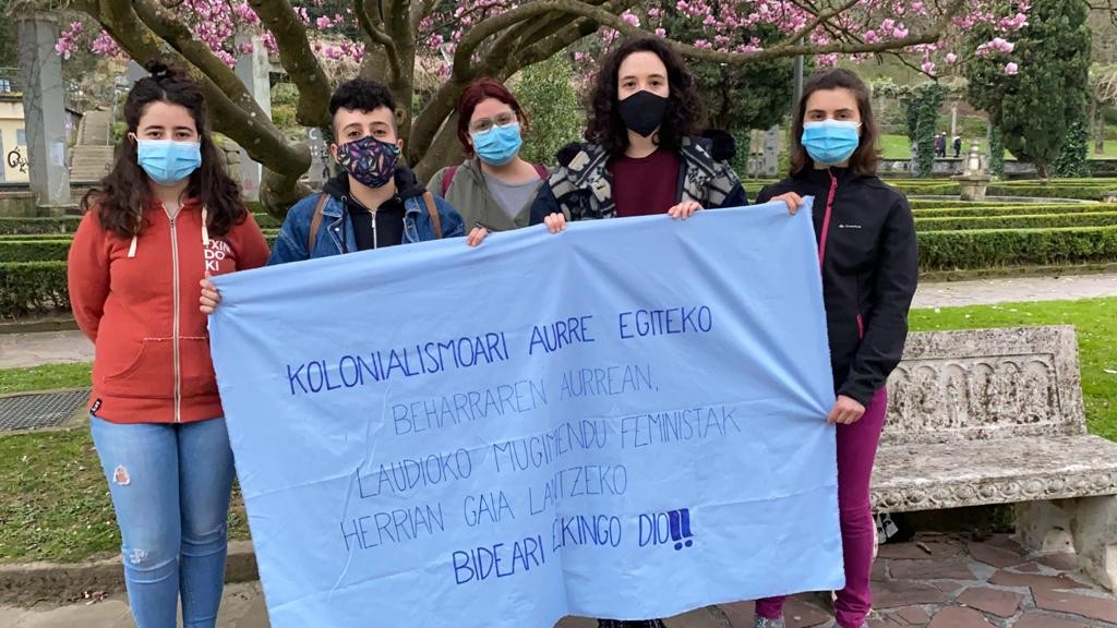 Emakumeen Mundu Martxa, Aiaraldea zapi bidez lotzetik zubiak eraikitzera