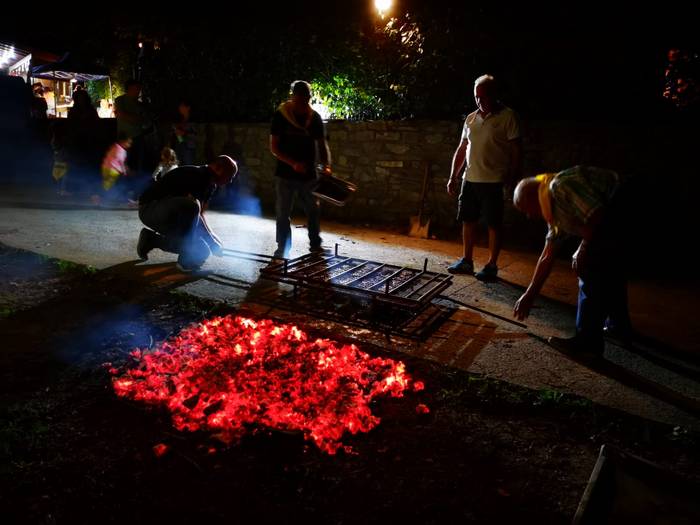 Asteburu bikaina igaro dute  10 1759091688172