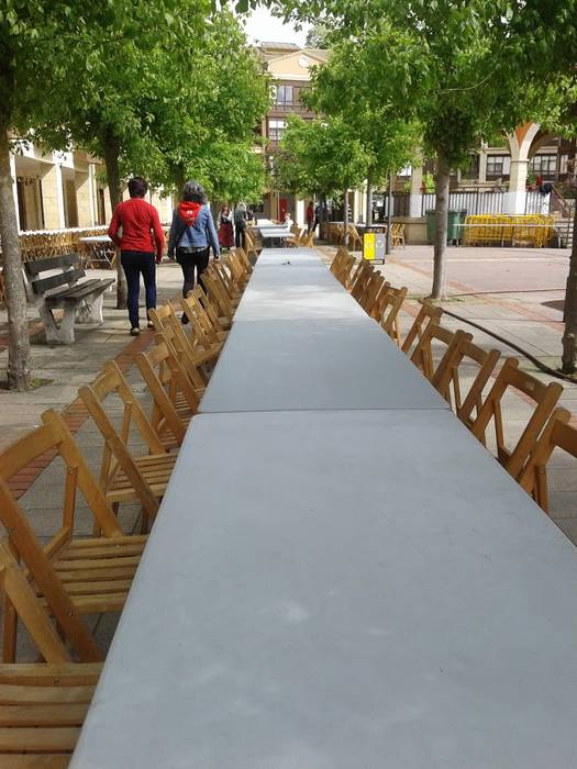 Jendetza eta giro ona nagusi 60 1494849482500