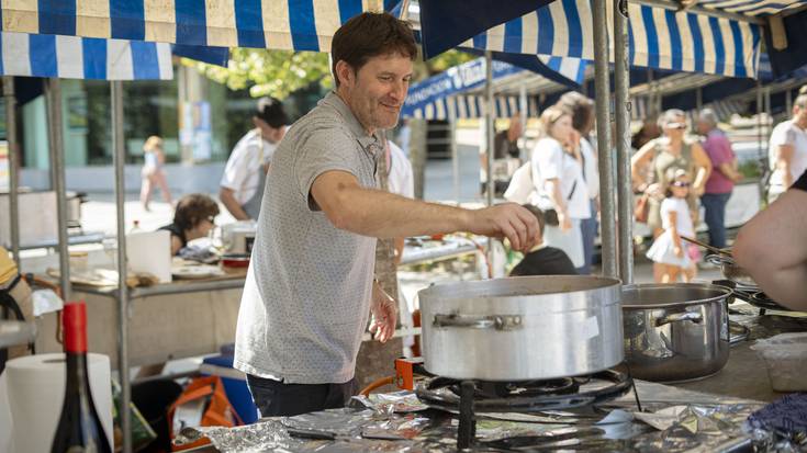 Marmitako txapelketarekin egin diote sargoriari aurre Amurrion