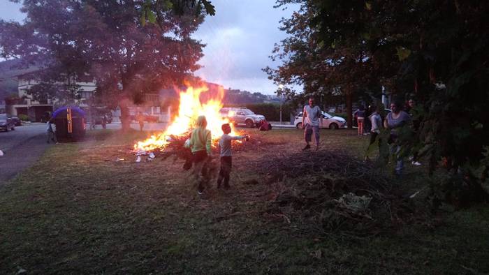 Sua piztuta eman diete hasie 10 1530277128238