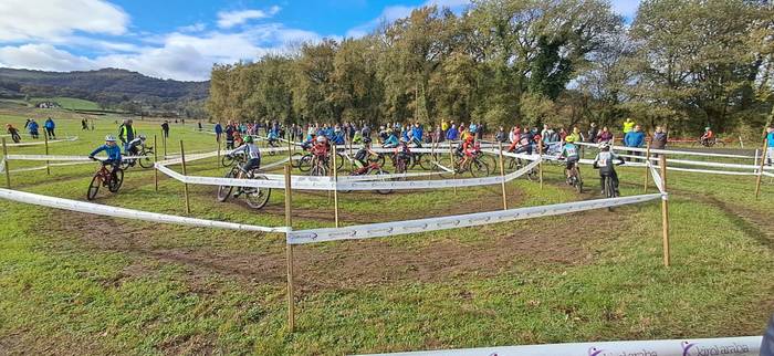 150 gazte inguruk parte hart 9 1762672316479