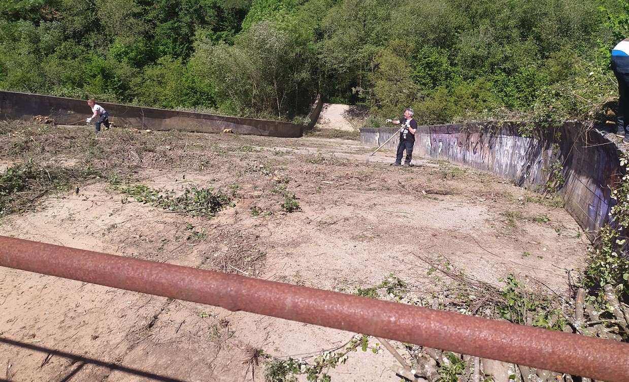 Sei pertsona kontratatu ditu Laudioko Udalak Nerbioi ibaiaren ertzak garbitu eta berreskuratzeko