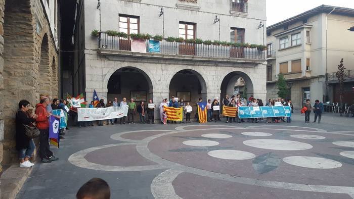 Ehunka aiaraldear mobilizatu 18 1505934094426