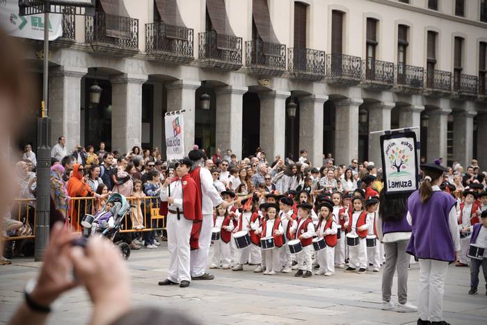 Hezkuntza komunitateak eman  8 1777063521061