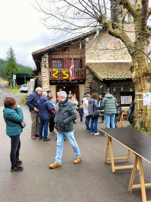 Dozenaka lagun bildu zituen  5 1767373954134