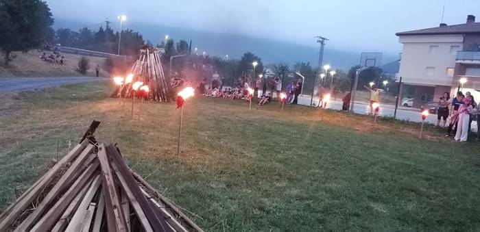 Sua piztuta egin diote ongi  17 1750766582643