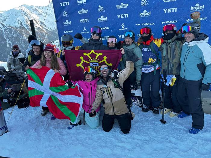 Zortzigarren postua lortu du Uxue Palaciosek junior mailako freeride munduko txapelketan