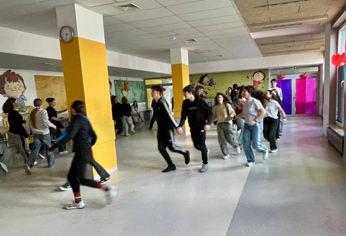 Varsovia autobusez ezagutu z 16 1777319130908