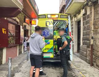 Laudioko herritar batek zauri larriak izan zituen igandean, Ampueroko entzierroan zezen batek harrapatu eta gero