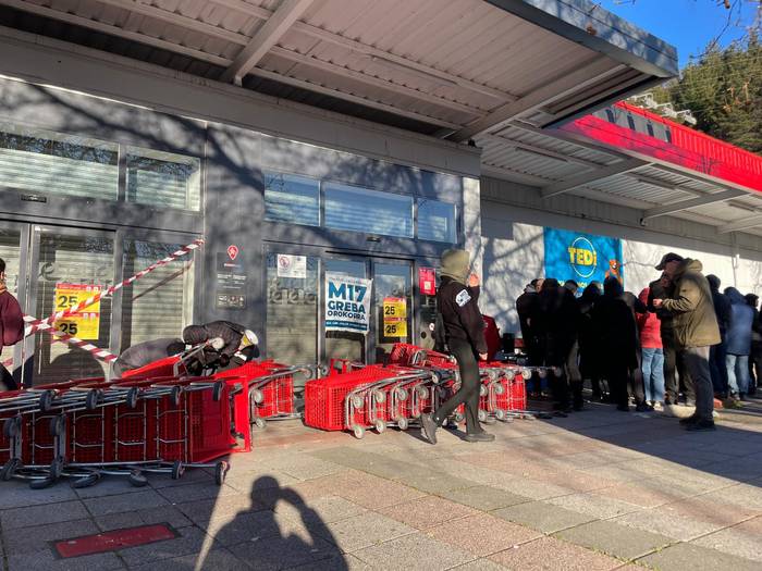 Liskar handirik gabeko greba 4 1773746417037