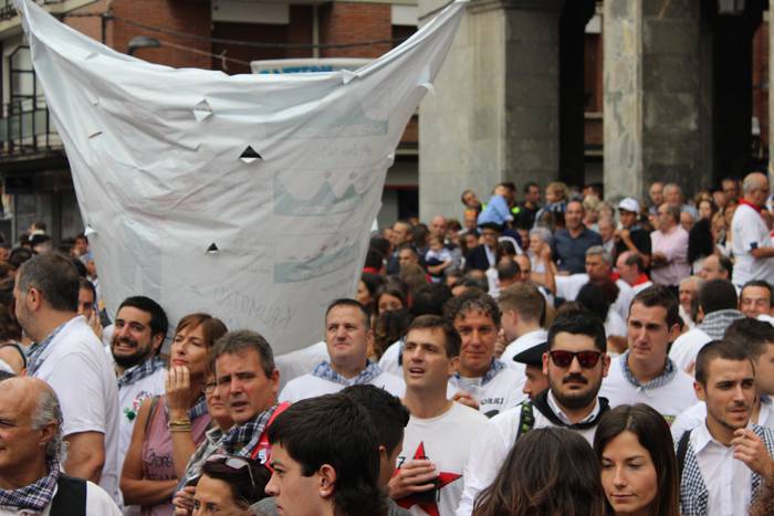 Suziria piztuta lehertu da j 28 1502792864914