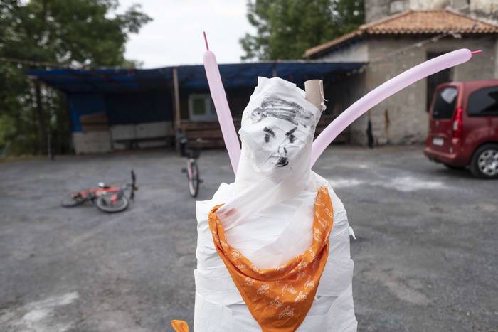 Auzolanean eta festa-giroan  24 1756712645542