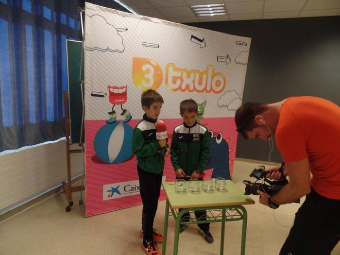 ETBko "3txulo" saioa parte h 1 1511276483767