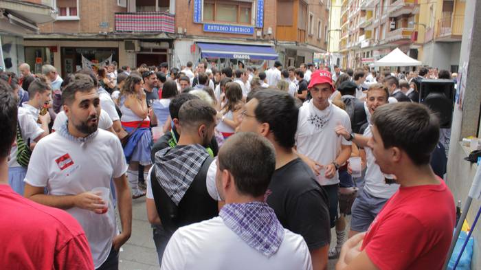 Suziria piztuta lehertu da j 6 1502792632428