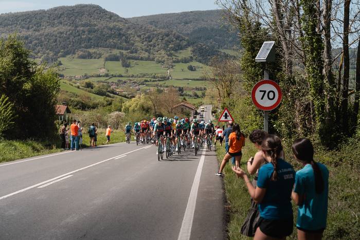 Itzuliak ehunka aiaraldear a 27 1775723809347