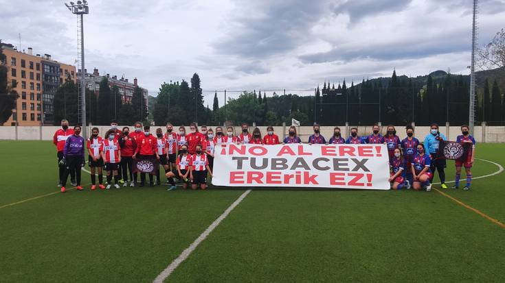 Eskualdeko futbolariek ere helarazi diete elkartasuna Tubacexeko langileei