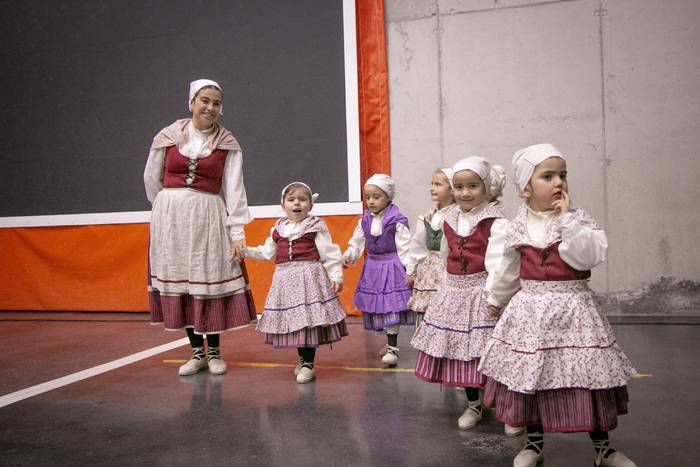 Ubixeta dantza taldeak dantz 39 1766416546283