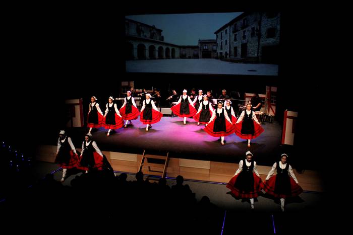 Aiara Dantza taldeak Amurrio 13 1519751692702