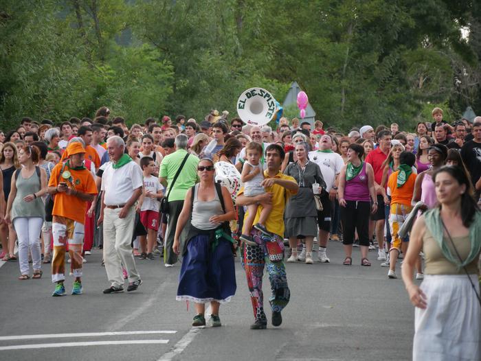 Ura eskatzen zeharkatu dute  5 1536436276697