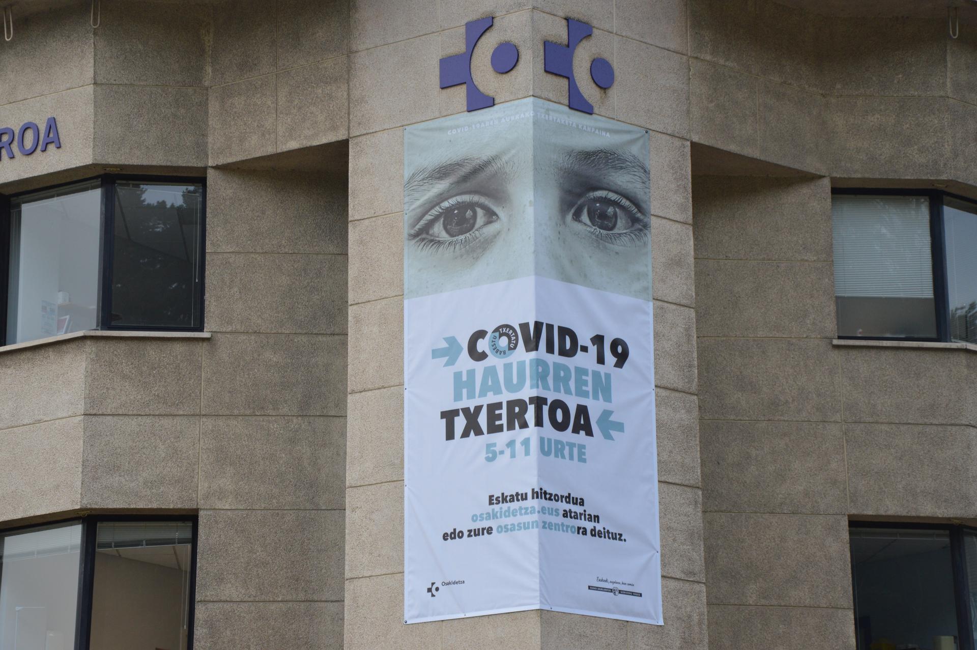 COVID-19 birusaren positiboek gora egiten jarraitzen dute, 89 kasu berrirekin astebetean