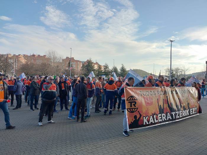 Nazioarteko Makina-Erreminta 6 1772454039986