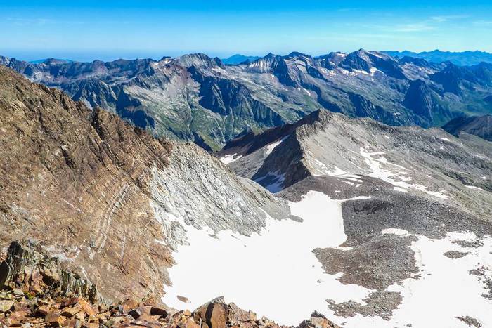 Piriniotan ibili dira Mendik 24 1500367693243