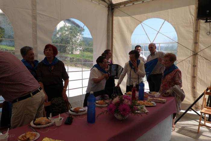 Auzokide ugarik hartu zuten  71 1506366720101