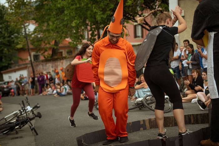 Bizikletak irudimenez jantzi 64 1757325836707