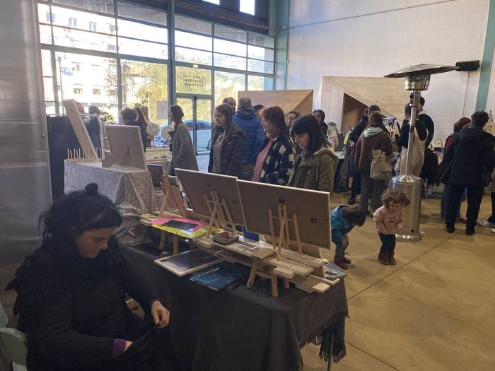 Emakume sortzaileen azoka an 37 1702979970497