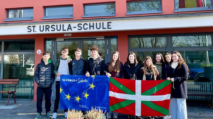 Laudio BHIko ikasleak buru-belarri sartu dira Alemanian hartu dituen ikastetxeko egunerokoan