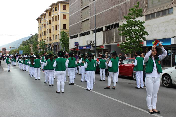 Ehunka umek zabaldu dute dan 30 1493311009327