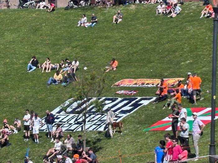 Tubos Reunidoseko grebalarie 8 1775507543504