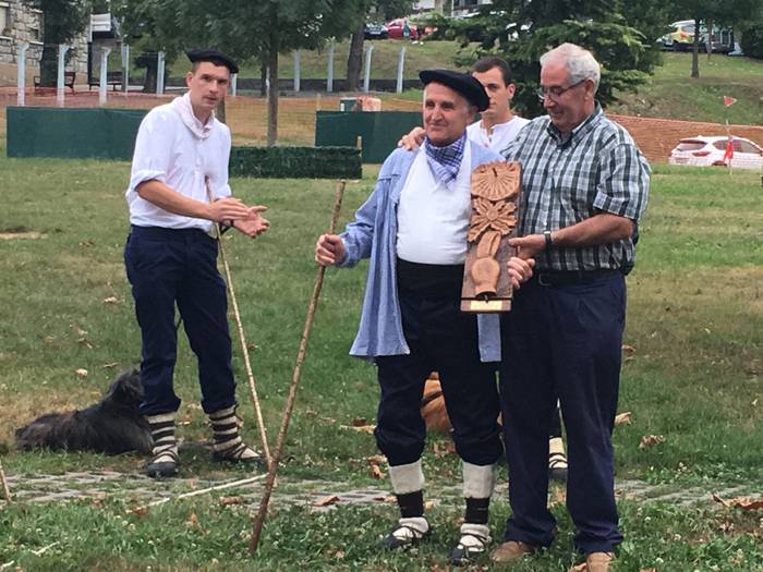 Castellersek, bertsolariek,  35 1503689143431