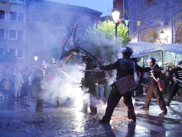 Bihotzaren erreketarekin ama 43 1526280790237