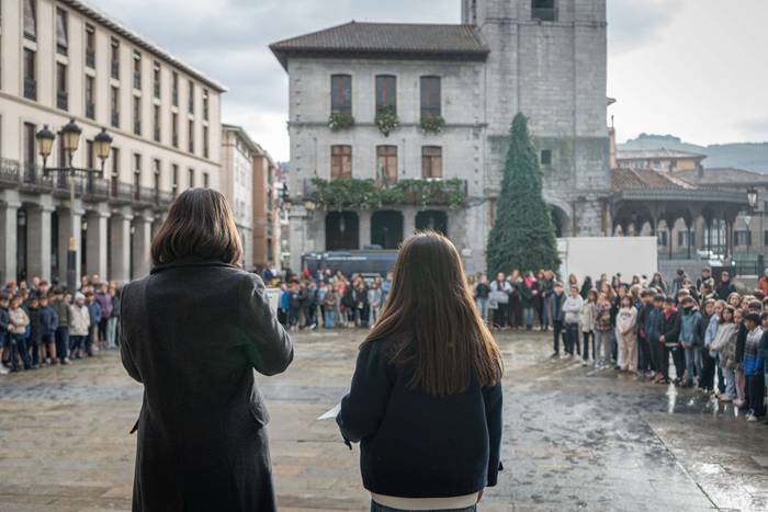 Laudioko ikastetxe guztiek e 5 1764778915557