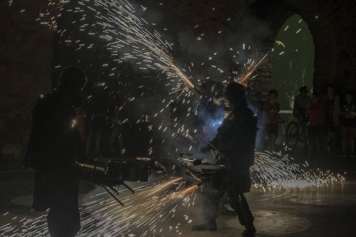 Deabru Beltzak taldeak gaua  16 1501492652503