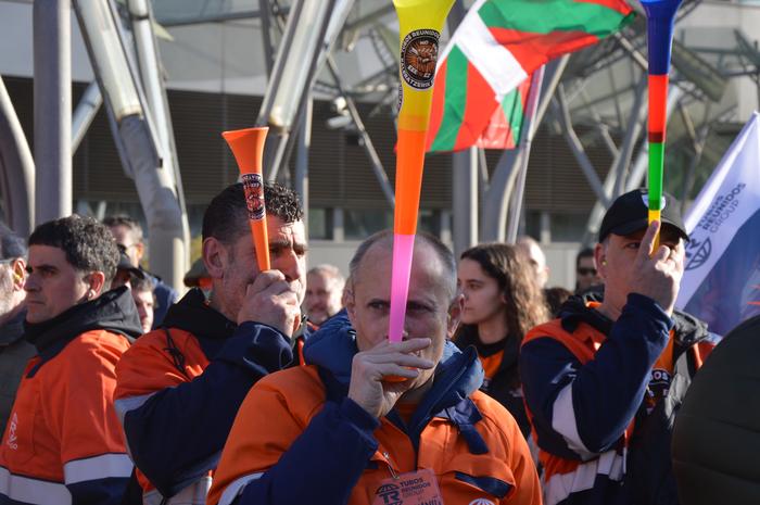 Hasi da Tubos Reunidoseko si 6 1773404382894