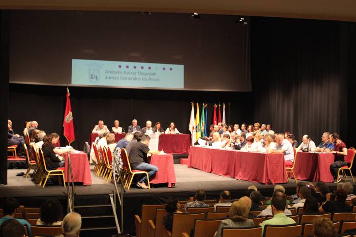 Arabako Batzar Nagusein bile 47 1496225139031