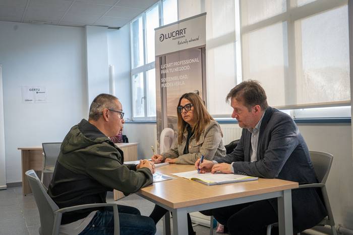 Langabeak eta langile bila d 3 1765478566992