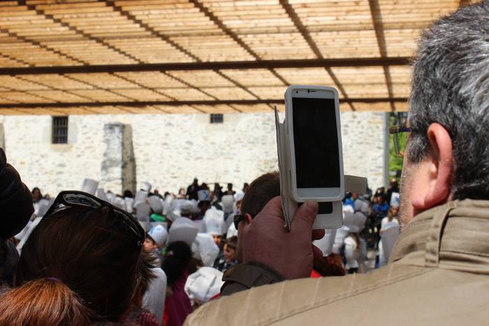 San Anton plazan egin dute u 29 1493306883067