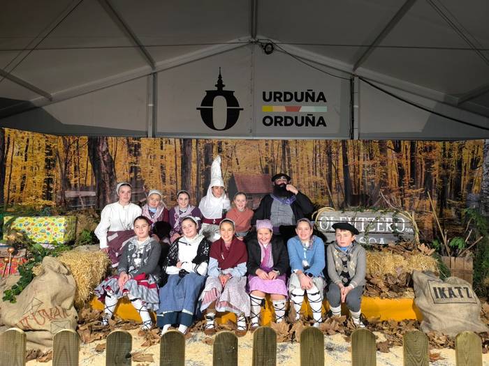 Foru plaza bete dute Olentze 9 1766617943988