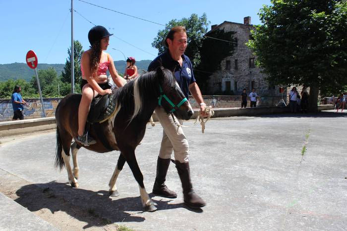 Txaroles lehiaketa batean ep 24 1497991767880