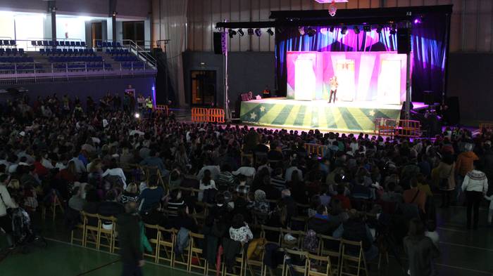 Ehunka ume eta guraso dantza 10 1513506030158