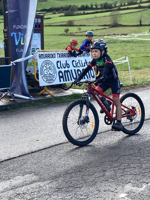 150 gazte inguruk parte hart 16 1762672325621